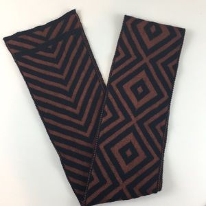Geometric Scarf Brown Black